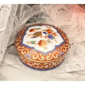 KAISER GERMANY ROUND TRINKET, RING HOLDER, FLOWERS, 2 1/4"  (A2318)